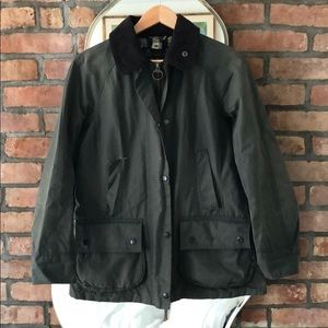 Barbour Beadnell Wax Jacket Sage